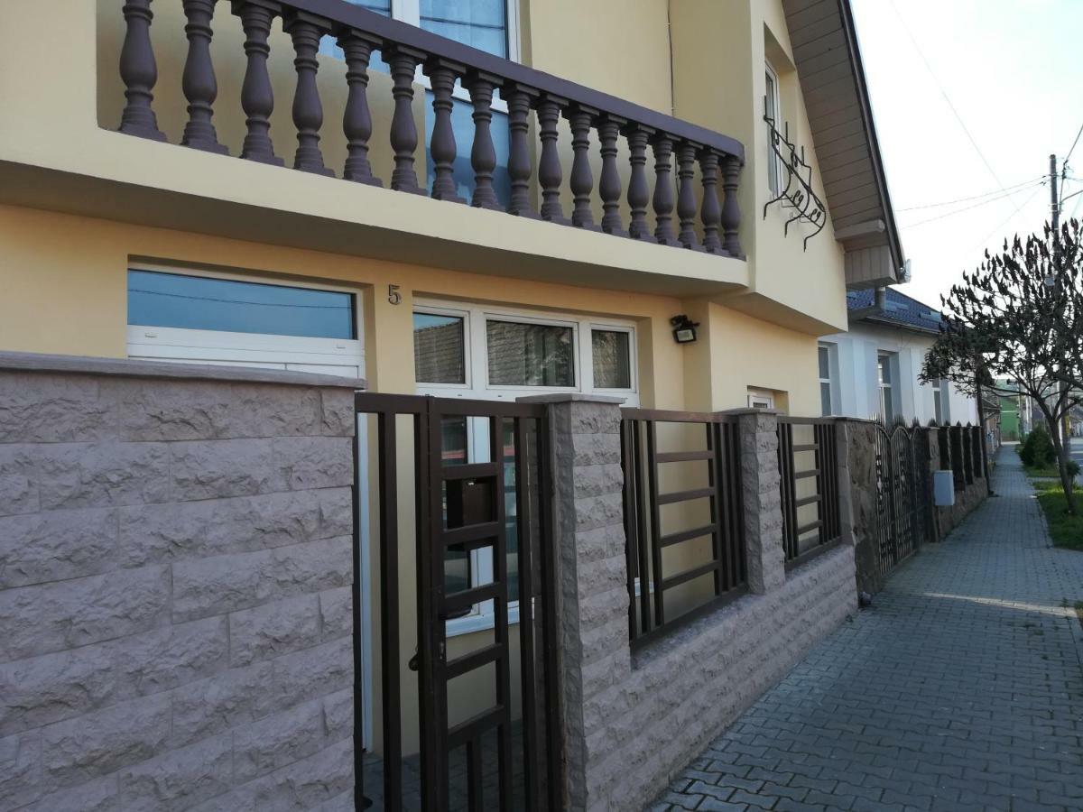 Villa Five Ludus Esterno foto